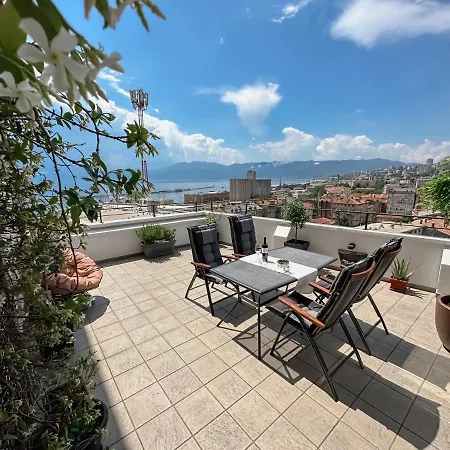 105M2 Penthouse Sea View Rijeka With Free Garage Parking Apartment Exterior photo