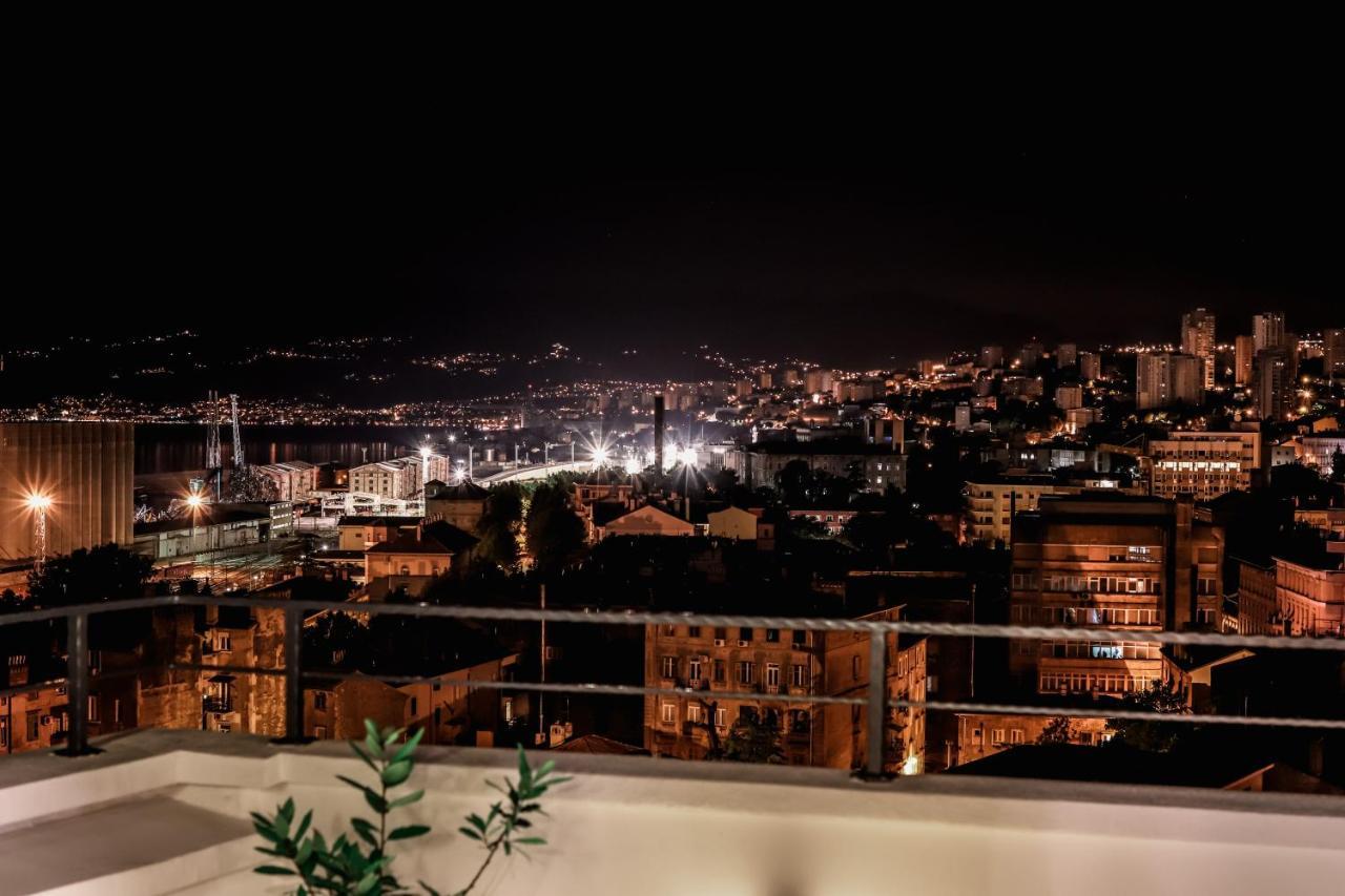 105m2 Penthouse Sea View With Free Garage Parking Apartment *